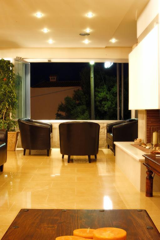 Xenios Loutra Village Beach Hotel อาเกีย ปาราสเควิ ภายนอก รูปภาพ
