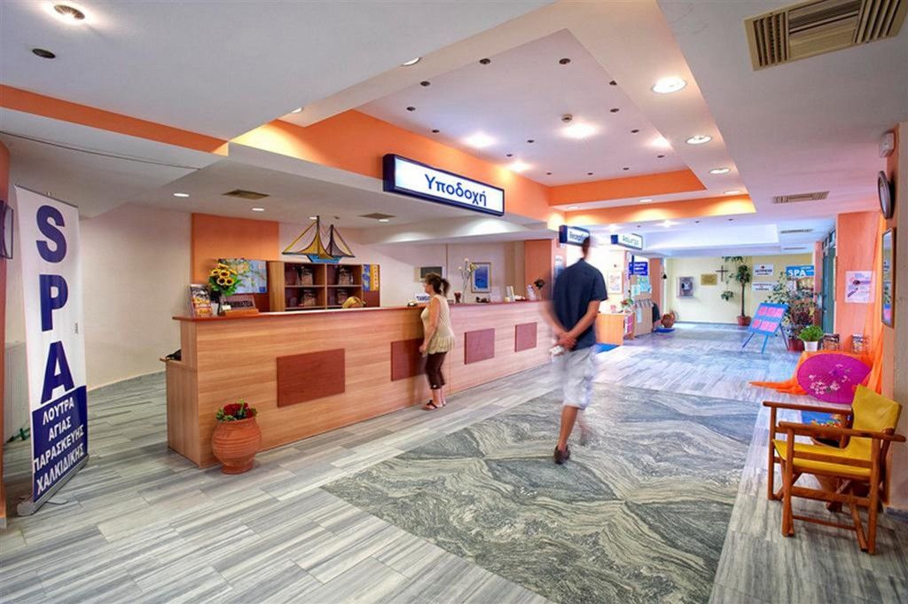 Xenios Loutra Village Beach Hotel อาเกีย ปาราสเควิ ภายนอก รูปภาพ